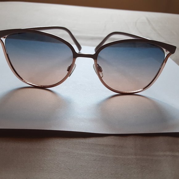 Nannette Accessories - Nannette Nanette Lepore Sunglasses